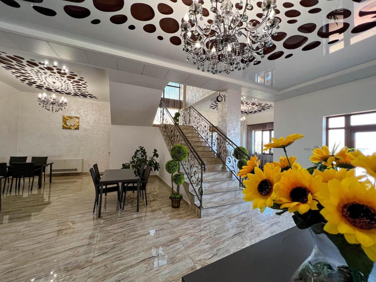 Motel Infinit Târgu Jiu Esterno foto