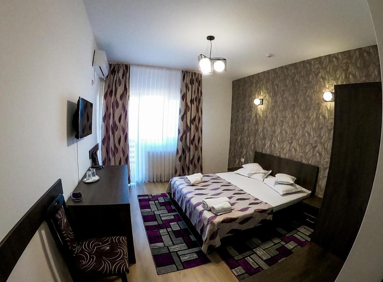 Motel Infinit Târgu Jiu Esterno foto